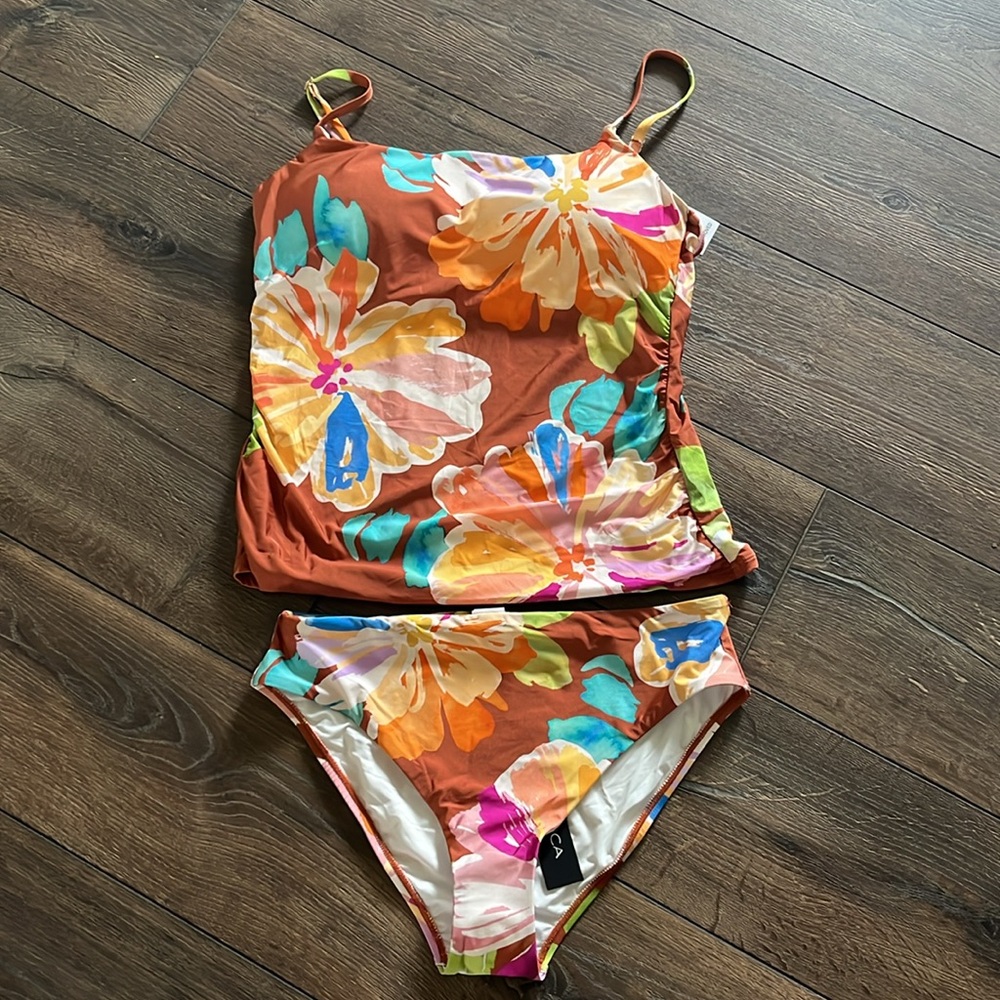 NWT La Blanca 2pc Swimwear